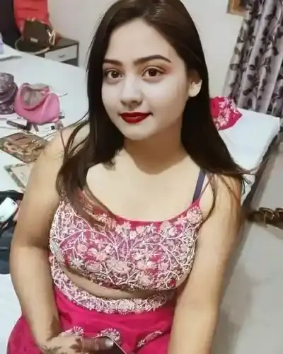 Hinganghat Call Girl