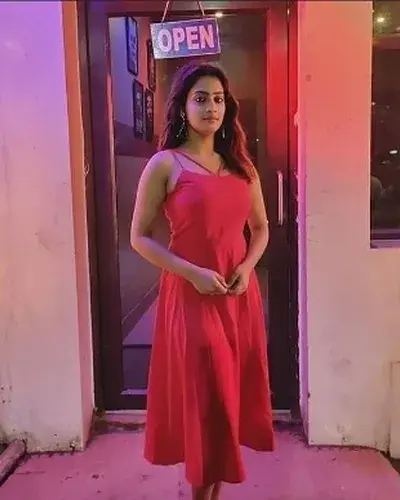 Escorts Hinganghat