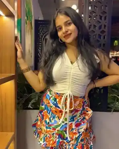 Escorts Service Hinganghat
